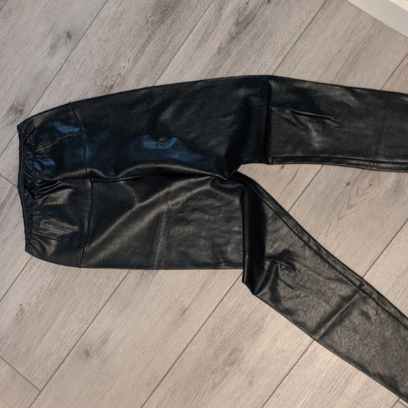 Leather leggings - Picture 1 of 2